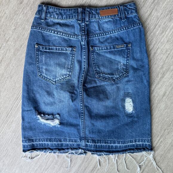 Vero Moda Denim Skirt Distressed Pencil Straight 24" Waist Frayed Hem Pockets - Picture 2 of 7